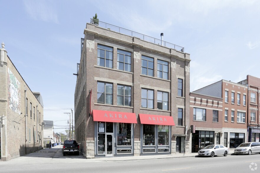 1910 W North Ave, Chicago, IL à vendre - Photo de l’immeuble – Image 2 sur 67