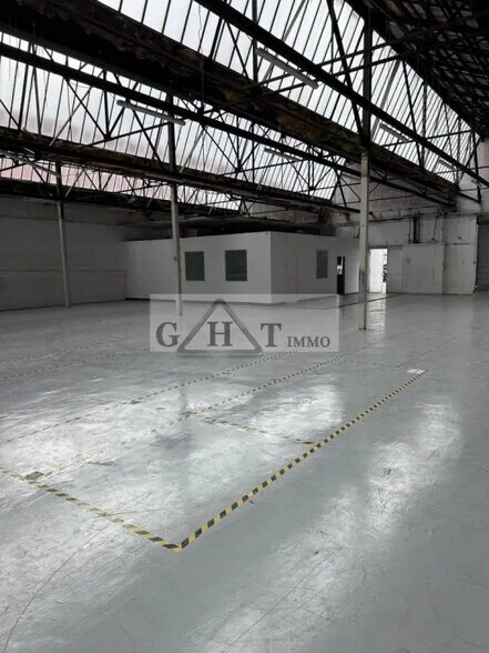 Industriel/Logistique dans Pantin à louer - Photo de l’immeuble – Image 2 sur 5