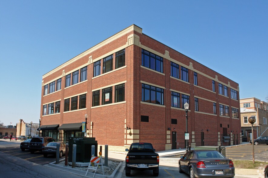 5143-5151 Mochel Dr, Downers Grove, IL à vendre - Photo de l’immeuble – Image 3 sur 56