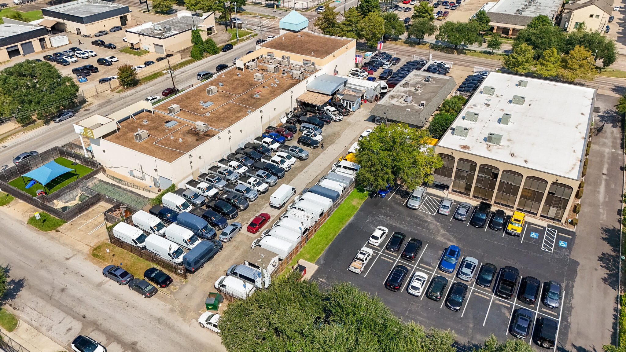 6375 Richmond Ave, Houston, TX à louer Photo intérieure– Image 1 sur 2
