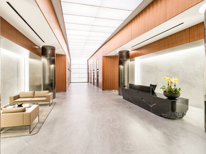 1919 M St NW, Washington, DC à louer - Hall d’entrée – Image 2 sur 12