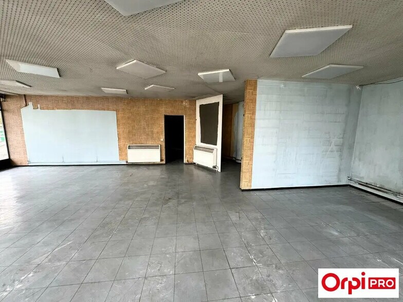 Local commercial dans Palaiseau à louer - Photo de l’immeuble – Image 3 sur 4