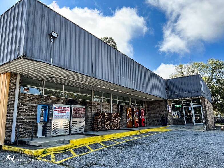 104 Hancock St, Fort Gaines, GA à vendre - Photo de l’immeuble – Image 3 sur 18