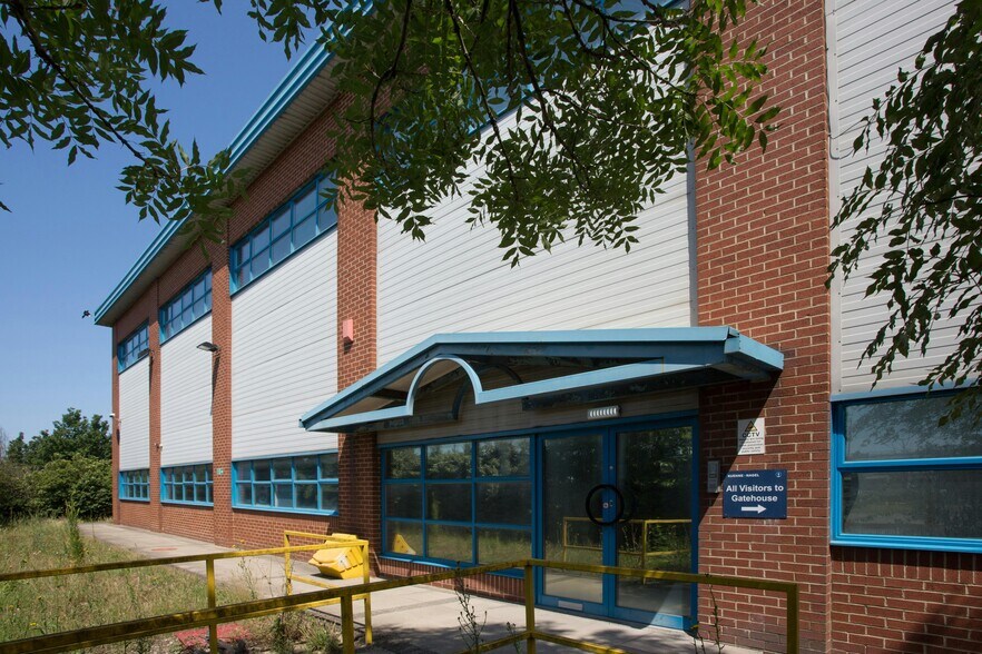 736-738 London Rd, Grays à louer - Photo de l’immeuble – Image 3 sur 4