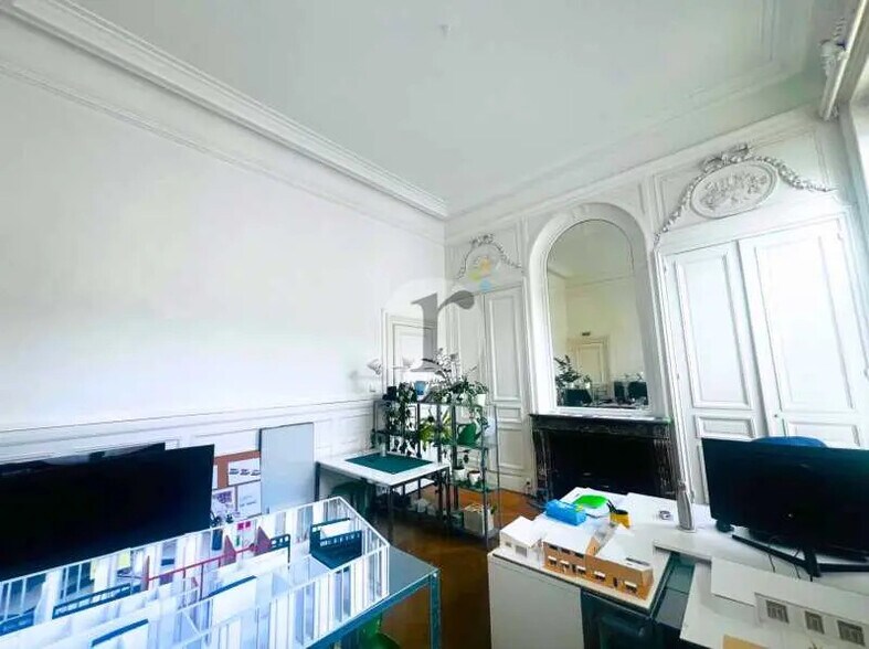 Bureau dans Lille à louer - Photo de l’immeuble – Image 3 sur 4