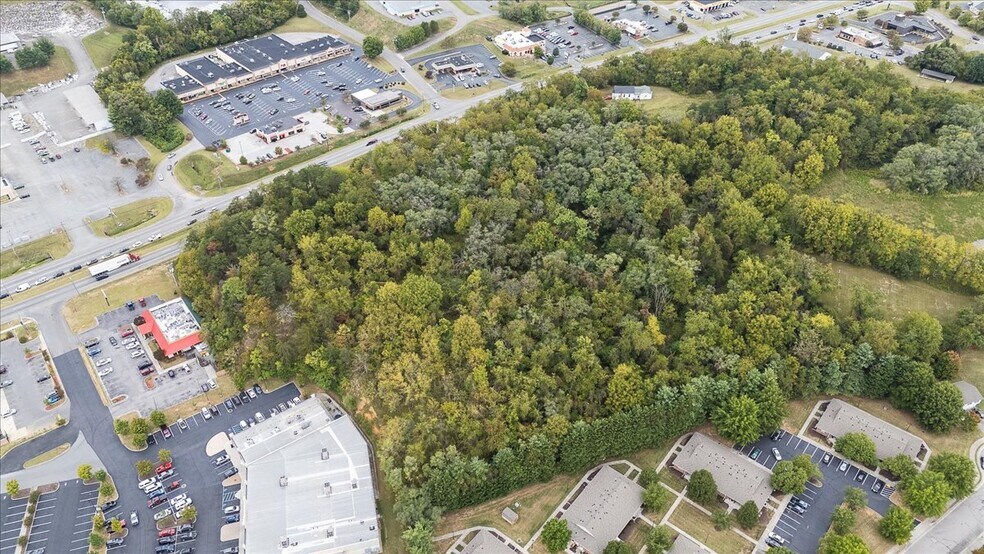 0 Orange Ave Ne, Roanoke, VA à vendre - Photo de l’immeuble – Image 2 sur 23