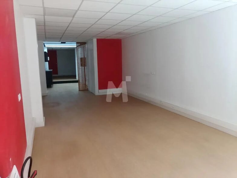 Local commercial dans Melun à louer - Photo intérieure – Image 2 sur 6