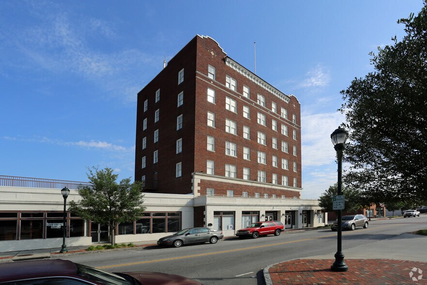 467-1469 Russell St, Orangeburg, SC à louer - Photo de l’immeuble – Image 2 sur 3