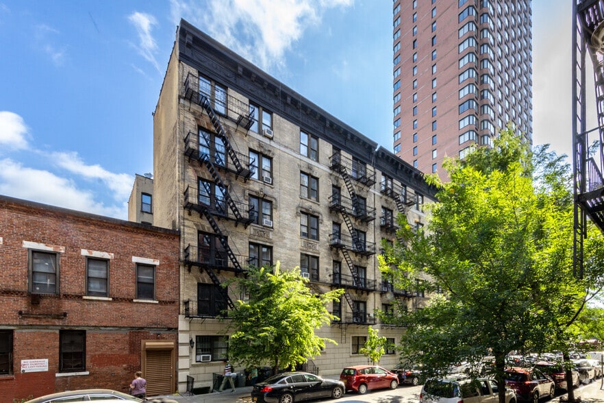 329-339 E 94th St, New York, NY à vendre - Photo de l’immeuble – Image 2 sur 5