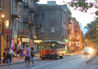 Plus de détails pour 219-230 W River St, Savannah, GA - Bureau/Local commercial, Local commercial à louer