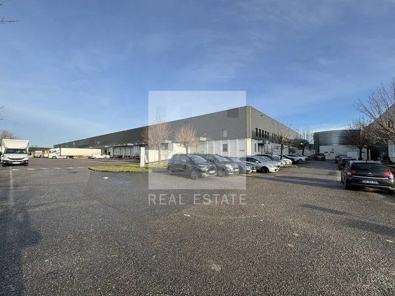 7 Rue André Sentuc, Vénissieux à louer Photo de l’immeuble– Image 1 sur 2