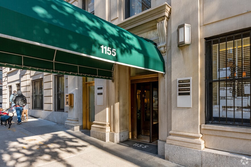 1155 Park Ave, New York, NY à vendre - Photo principale – Image 1 sur 6
