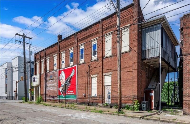 140 E Jefferson St, Butler, PA à vendre - Photo de l’immeuble – Image 2 sur 2
