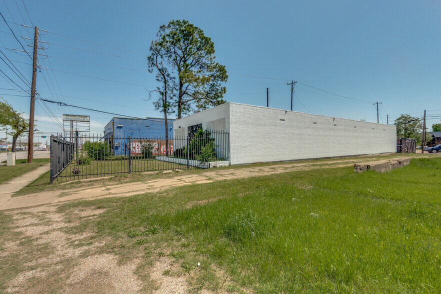 1420 Martin Luther King Jr Blvd, Dallas, TX à vendre - Photo de l’immeuble – Image 3 sur 25