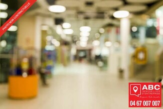 Plus de détails pour Local commercial à louer