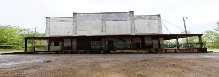 713 E Austin Blvd, Nevada, MO à vendre - Photo principale – Image 1 sur 40