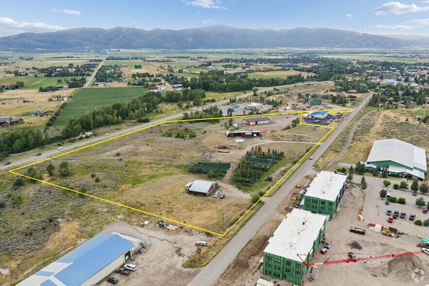 375 S Agate Ave, Victor, ID à vendre - Photo de l’immeuble – Image 1 sur 22