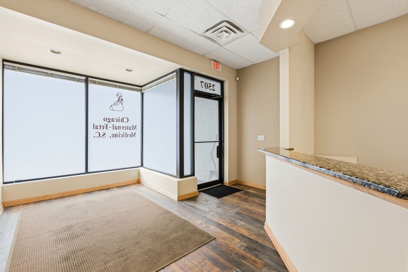 2505-2507 N Halsted St, Chicago, IL 60614 - Lot 1 -  - Photo intérieure - Image 1 of 13