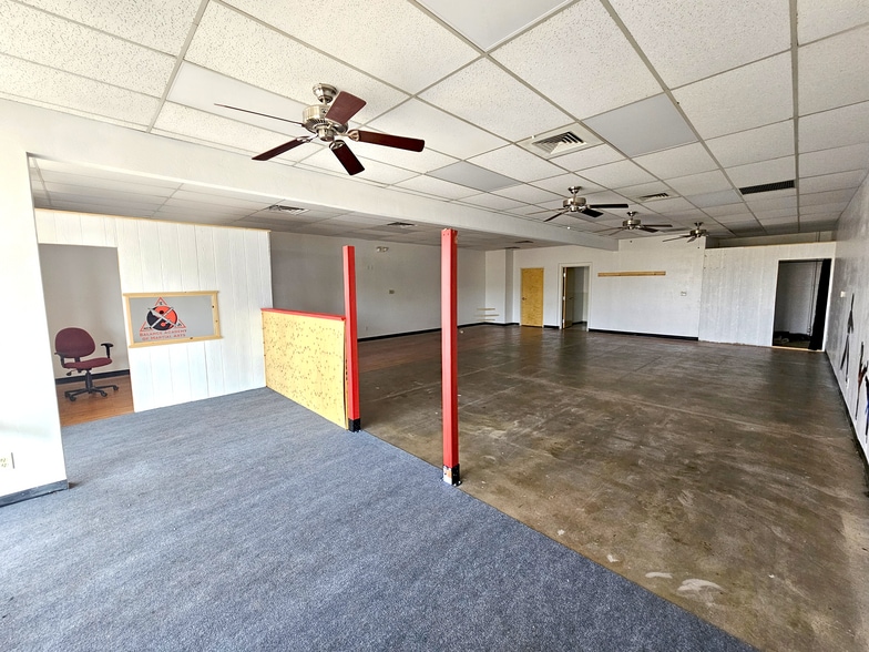 13216-13240 N 7th Street, Phoenix, AZ à louer - Photo de l’immeuble – Image 3 sur 4