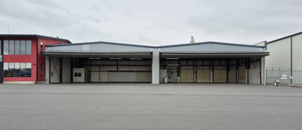 15426 Airport Dr, Burlington, WA à louer - Photo de l’immeuble – Image 2 sur 8