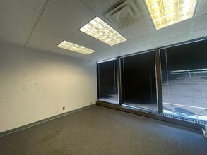 1755 Lelia Dr, Jackson, MS à louer Photo intérieure– Image 2 sur 8