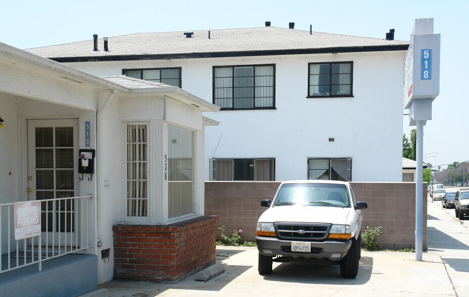 518 W Glenoaks Blvd, Glendale, CA à louer - Photo de l’immeuble – Image 2 sur 12