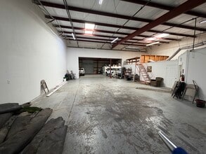 6553 N 46th St, Pinellas Park, FL à louer Photo intérieure– Image 2 sur 9