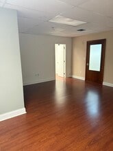 1801 Coral Way, Miami, FL à louer Photo intérieure– Image 2 sur 4