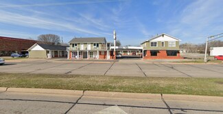 Plus de détails pour 1601 NW Cache Rd, Lawton, OK - Hôtellerie à vendre