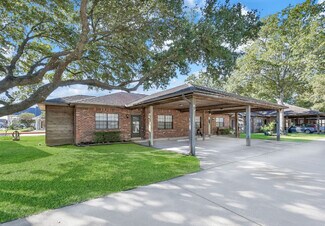 Plus de détails pour 28011 Johnson Rd, Tomball, TX - Logement à vendre