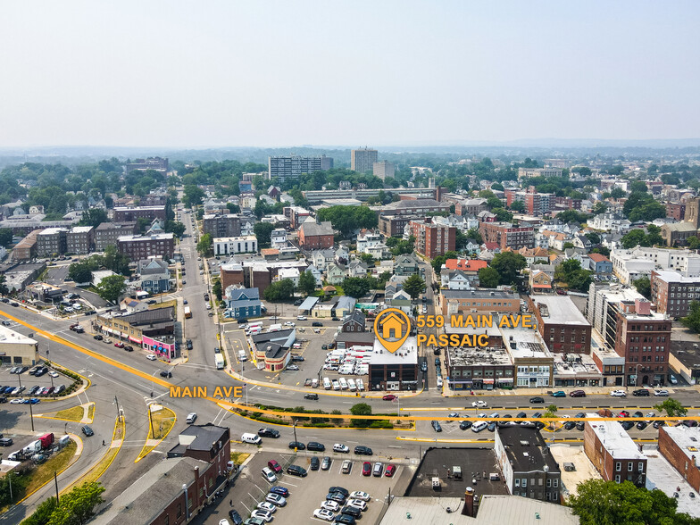 559-563 Main Ave, Passaic, NJ à louer - Photo de l’immeuble – Image 3 sur 8