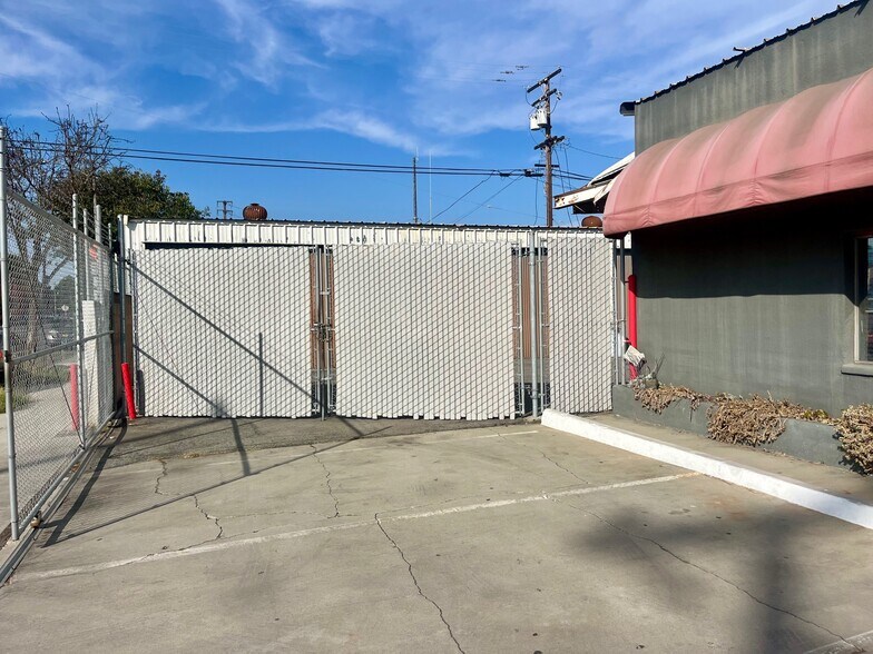 1750 Daisy Ave, Long Beach, CA à louer - Photo de l’immeuble – Image 3 sur 16
