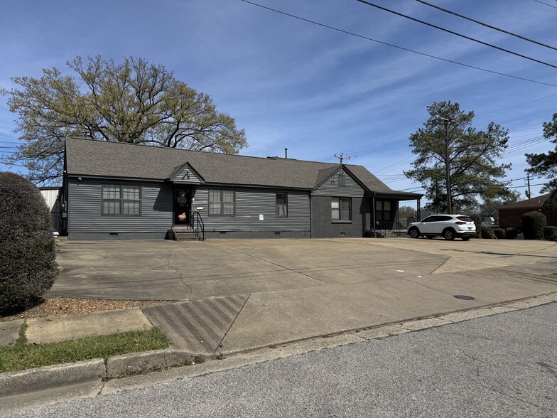 3594 Forest Ave, Memphis, TN à vendre - Photo de l’immeuble – Image 2 sur 33