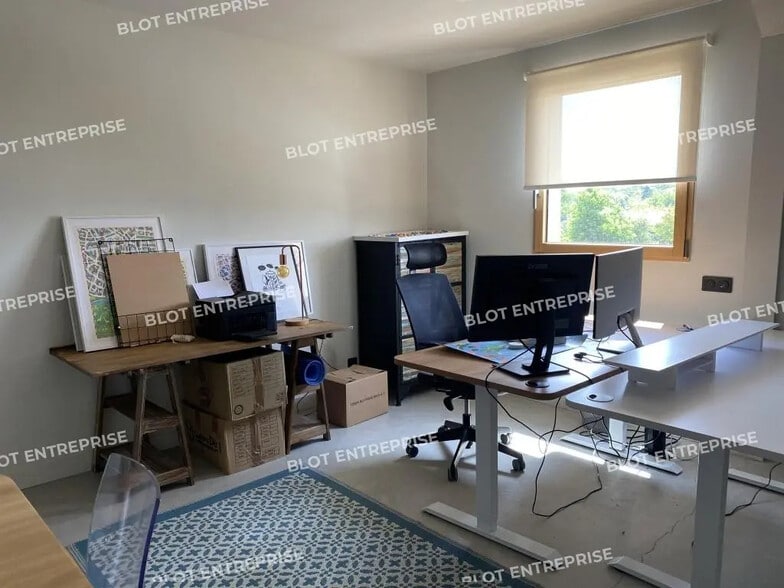 Bureau dans Plouër-sur-Rance à louer - Photo de l’immeuble – Image 2 sur 10