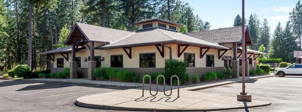 663 W Canfield Ave, Coeur d'Alene, ID à louer - Photo de l’immeuble – Image 3 sur 7