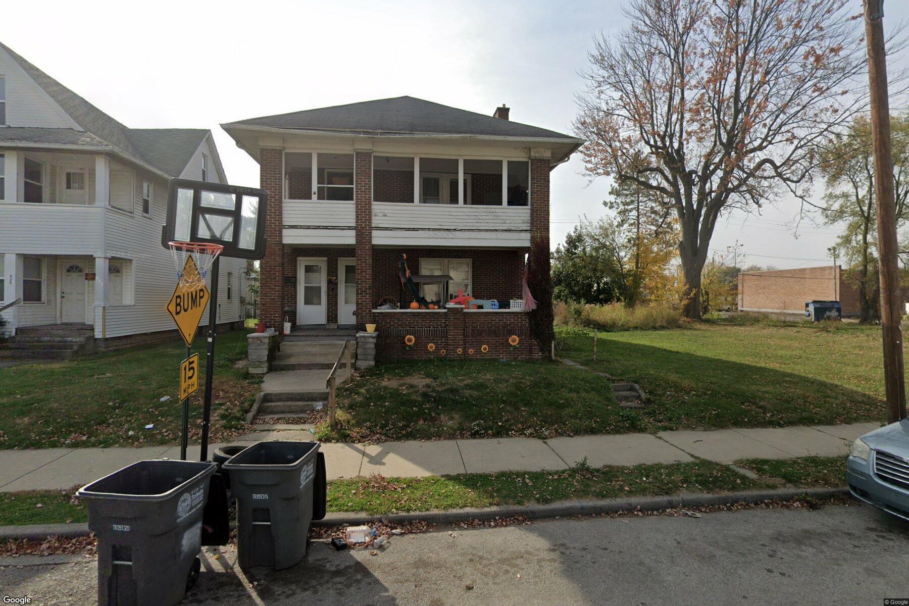 652 Platt St, Toledo, OH à vendre Photo de l’immeuble– Image 1 sur 2