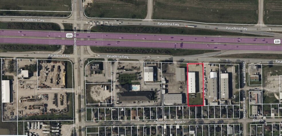3110 Pasadena Fwy, Pasadena, TX à louer - Photo de l’immeuble – Image 2 sur 10