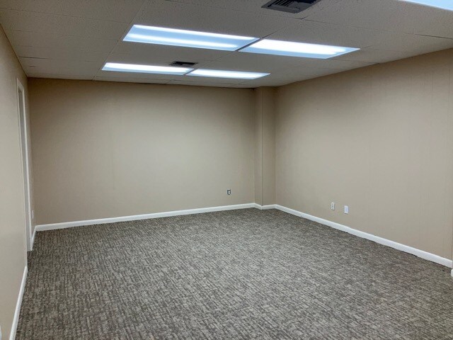 4233-4247 El Prado Blvd, Tampa, FL à louer - Photo de l’immeuble – Image 3 sur 9