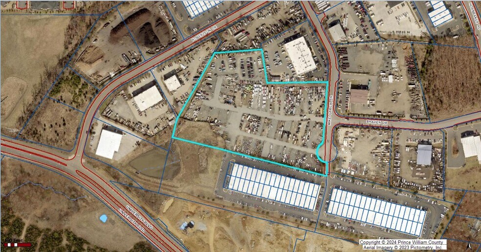 9150 Mike Garcia Dr, Manassas, VA à louer - Photo de l’immeuble – Image 2 sur 3