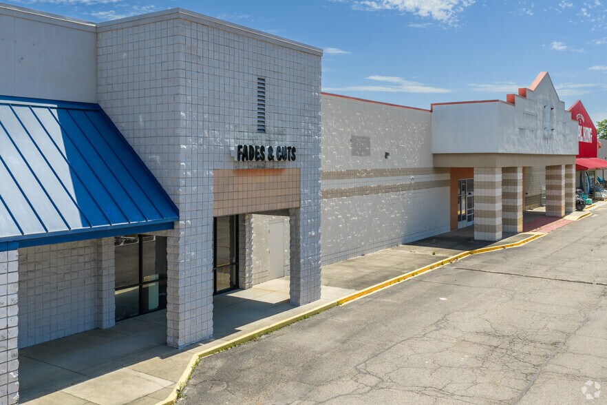 2310-2318 Highway 45, Columbus, MS à louer - Photo de l’immeuble – Image 3 sur 16