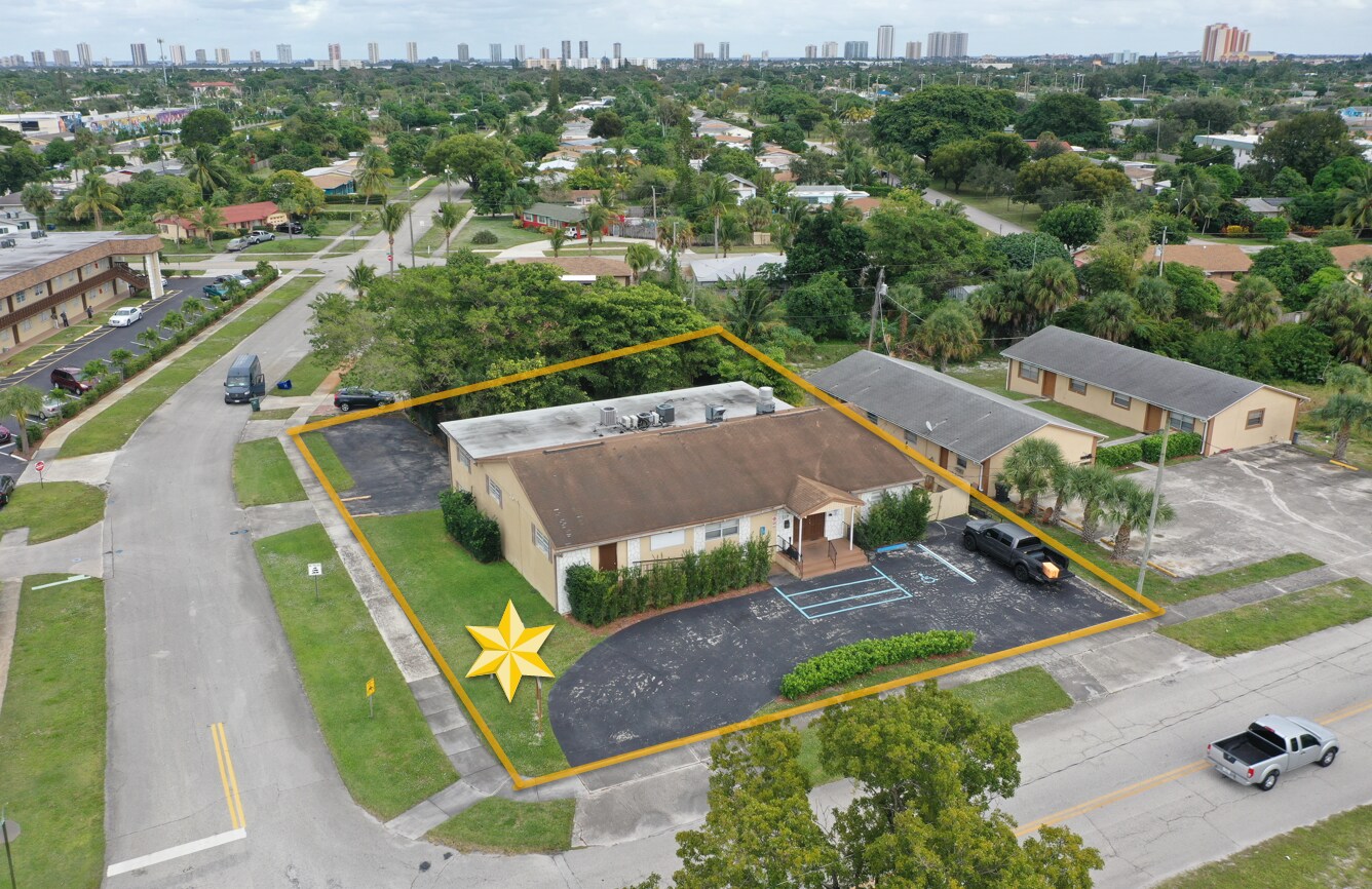359 10th St, West Palm Beach, FL à louer Photo principale– Image 1 sur 57