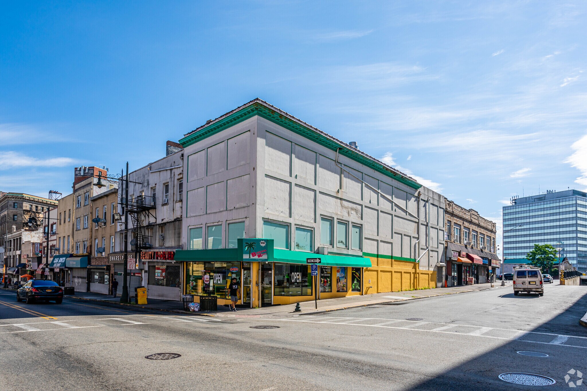 277 Main St, Paterson, NJ à louer Photo principale– Image 1 sur 13