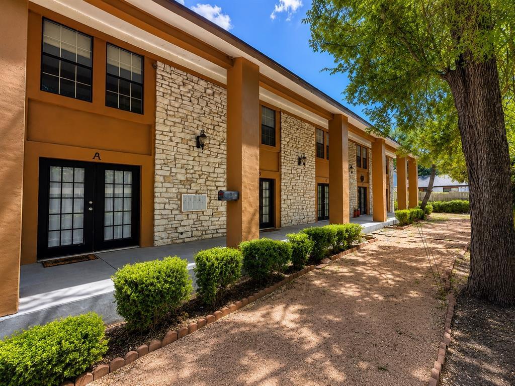 1911 Lightsey Rd, Austin, TX à vendre Photo de l’immeuble– Image 1 sur 32