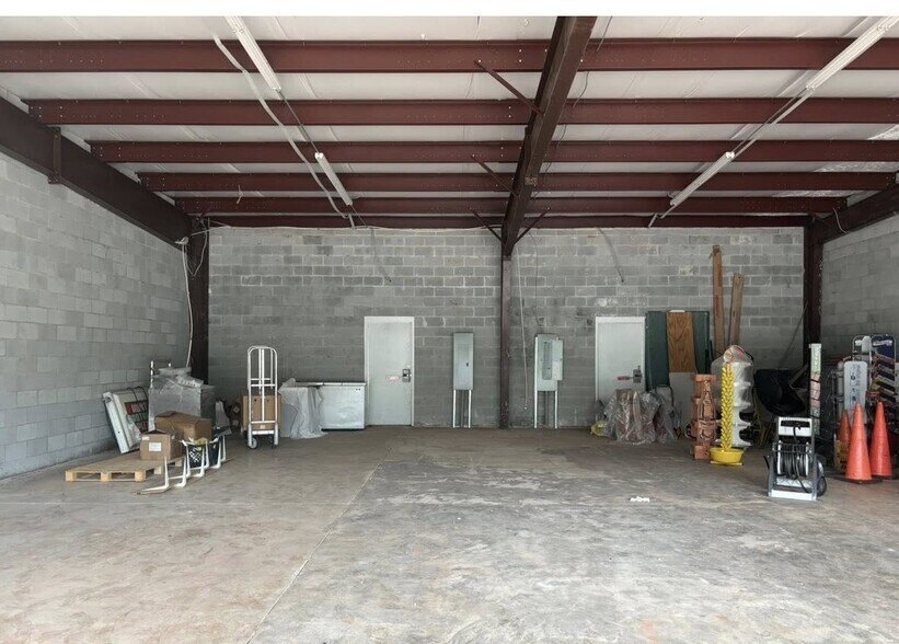403 E Church St, Fort Valley, GA à louer - Photo de l’immeuble – Image 3 sur 5