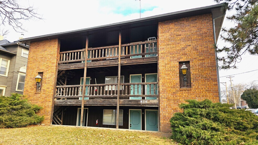 814 S 18th St, Lincoln, NE à vendre - Photo de l’immeuble – Image 1 sur 3