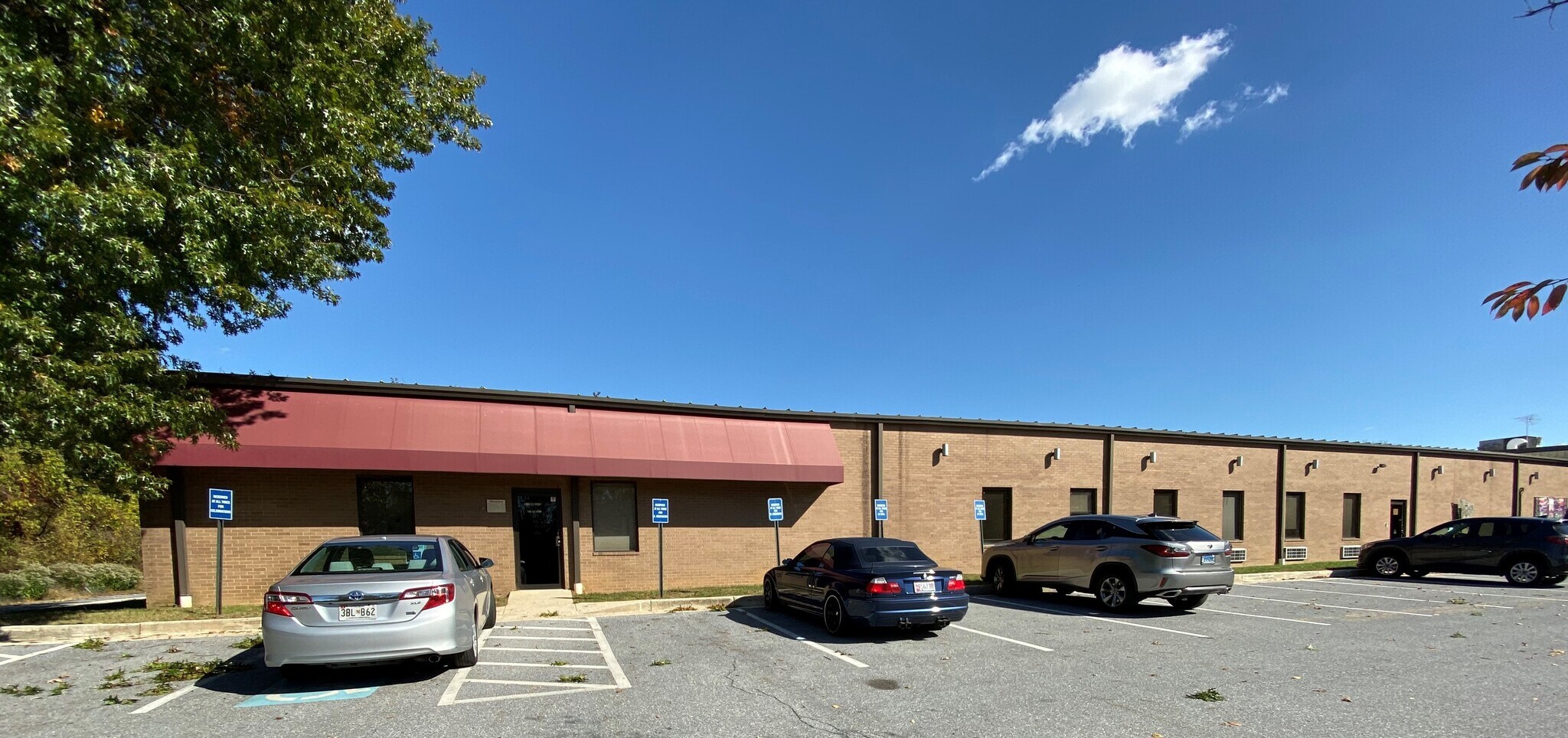 3706 Crondall Ln, Owings Mills, MD à louer Photo de l’immeuble– Image 1 sur 22