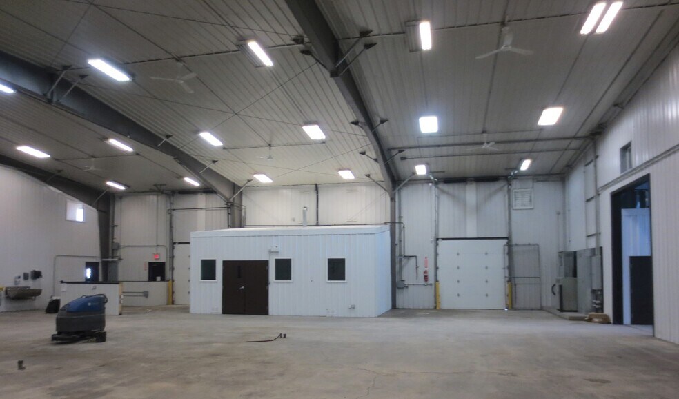 86 Wheatfield Rd, Rosser, MB à louer - Photo intérieure – Image 2 sur 10