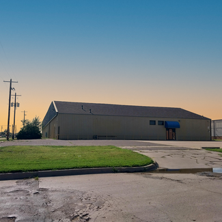 Plus de détails pour 2710 W Pawnee St, Wichita, KS - Industriel/Logistique à vendre
