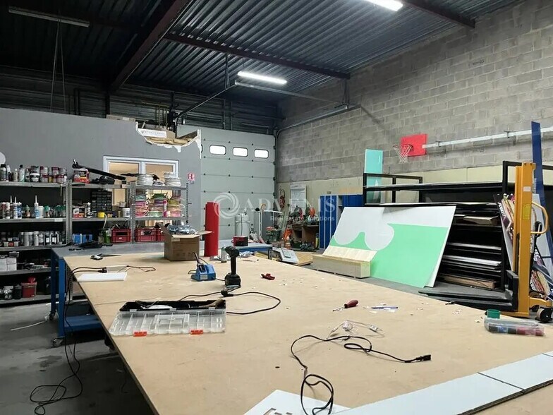 Local d’activités dans Hoenheim à louer - Photo intérieure – Image 3 sur 8