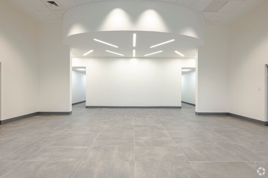 50 Ivy Brook Rd, Shelton, CT à louer - Hall d’entrée – Image 3 sur 18